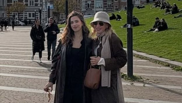 Ecija Ojdanić i kćer Cvita - 2