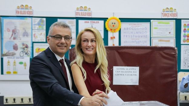 Tufan Erhurman i njegova supruga Nilden Erhurman