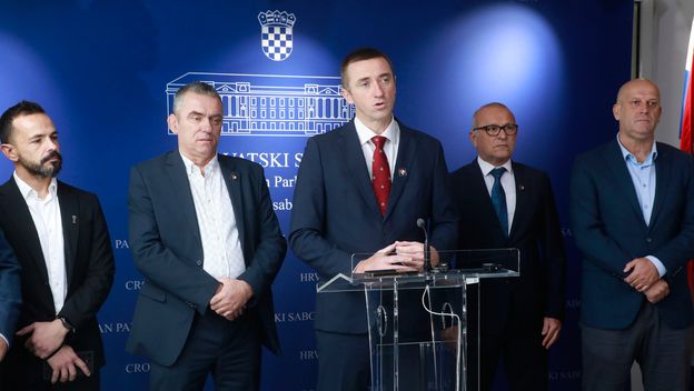 Ivan Penava i saborski zastupnici Domovinskog pokreta