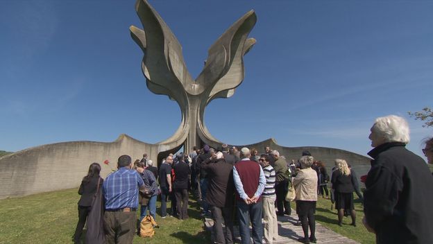 Svađa zbog okruglog stola