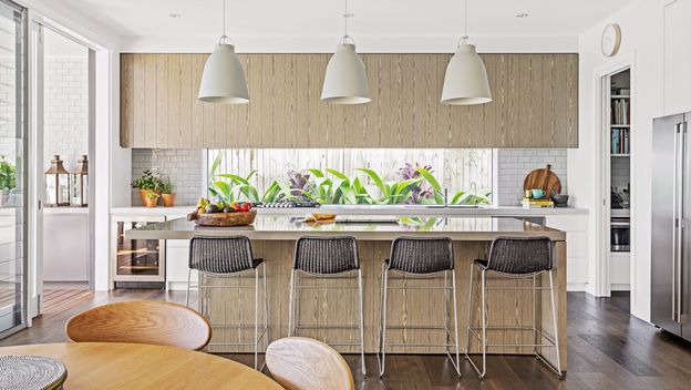 Smeđa boja u kuhinji - 8