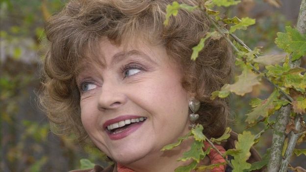 Prunella Scales