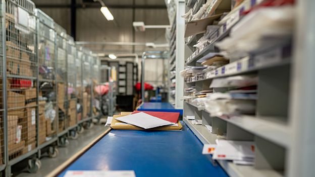 Sortiranje pošte, ilustracija