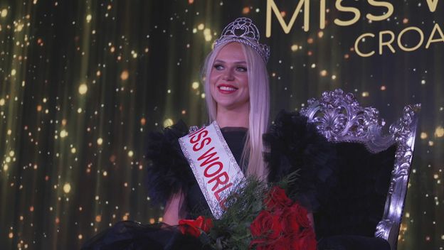 In Magazin: Ema Helena Vičar - 3