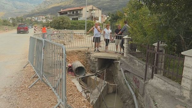 Vaš glas: Rekonstruiranje prilaza kućama (Foto: Dnevnik.hr) - 1