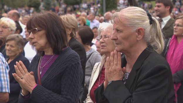 Vjernici mole na blagdanu Mala Gospe (Foto: Dnevnik.hr)
