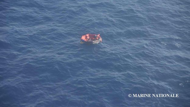 Potraga za posadom potonulog tegljača (Foto: Marine Nationale)