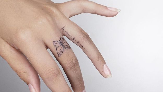 Tetovaža na prstu
