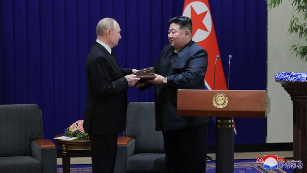 Kim Jong Un i Vladimir Putin