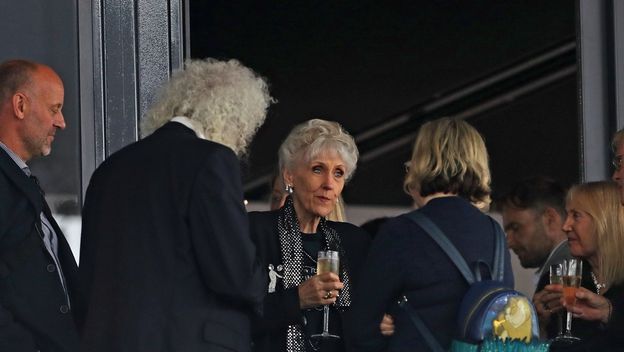 Anita Dobson - 7