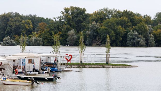 Vodeni val Dunava ušao u Hrvatsku