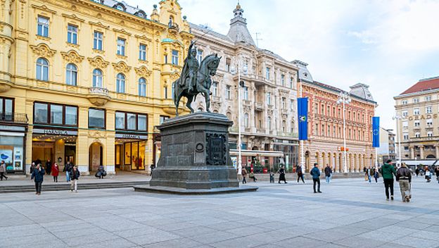 Trg bana Jelačića u Zagrebu