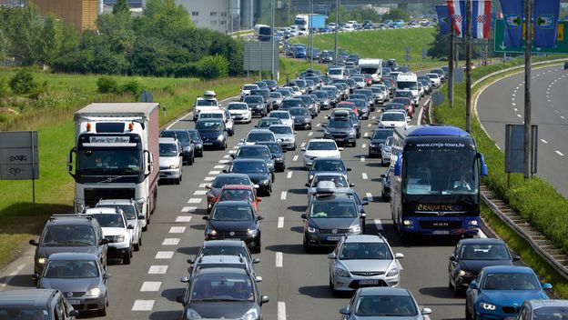 Naplatne postaje Lučko