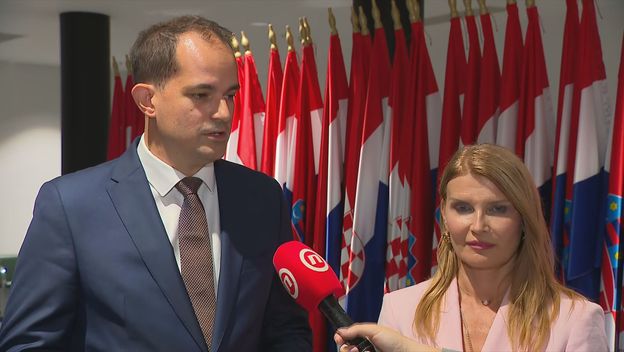 Petra Bulja, Ivan Malenica i Sabina Glasovac - 4