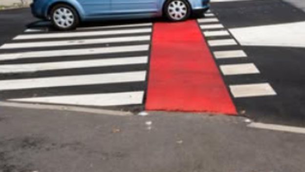 Pješački prijelaz u Zagrebu i šaht