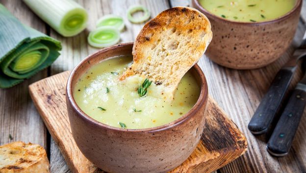 Juha od tikvica, krumpira i sira