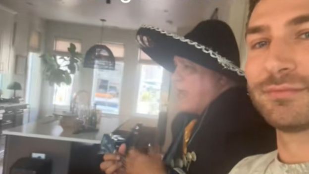 Tiktoker Zacharay pri osveti bivšem partneru