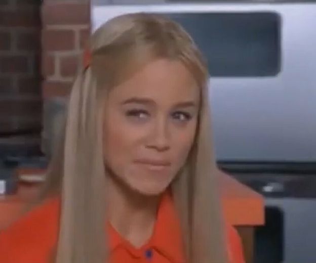 Christine Taylor - 3
