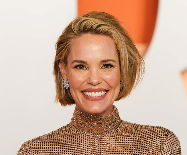 Leslie Bibb