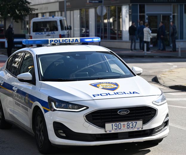 Policija