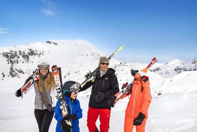 Prije skijanja djeca se moraju prilagoditi duljem boravku na nižim temperaturama