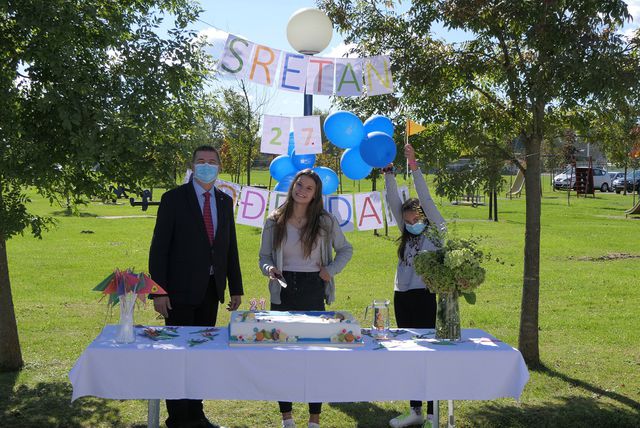 Dr. Oetker torta i kolači zasladili 27. rođendan SOS Dječjeg sela Lekenik