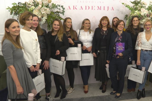 Zadovoljna akademija - 2