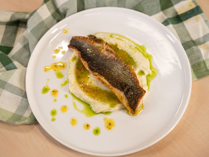 Eni Đorđević i njezin poelirani brancin s emulzijom od limuna i uljem od peršina - 3