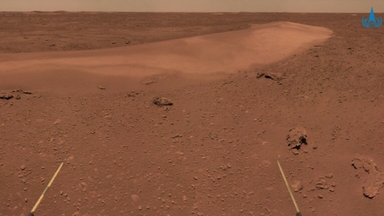 Površina Marsa snimljena kamerom kineskog rovera Zhurong