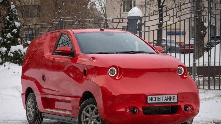 Amber, ruski električni automobil