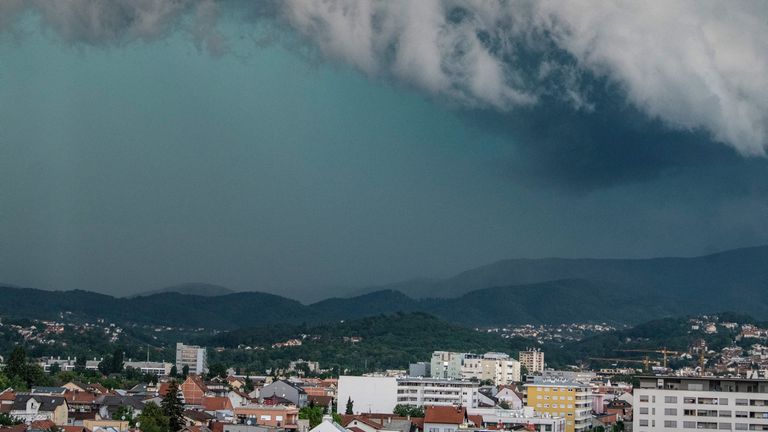 Oblaci nad Zagrebom prije strašne oluje