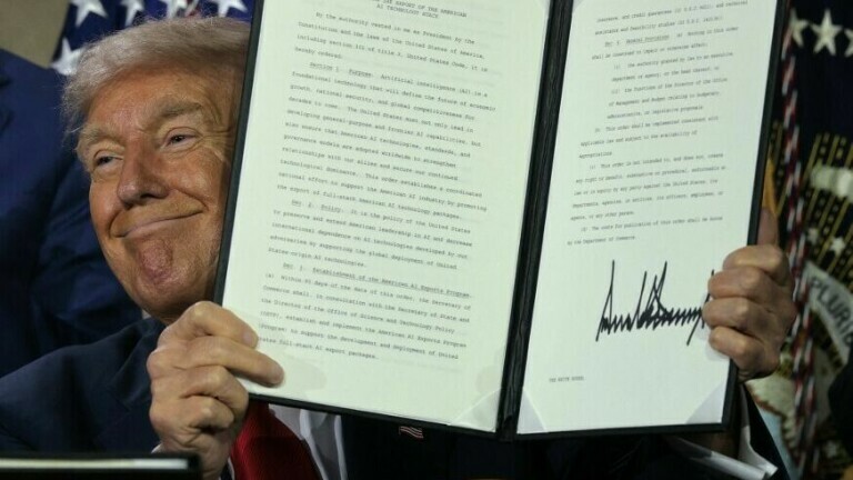 Donald Trump potpisao uredbu o degeregulaciji AI-ja