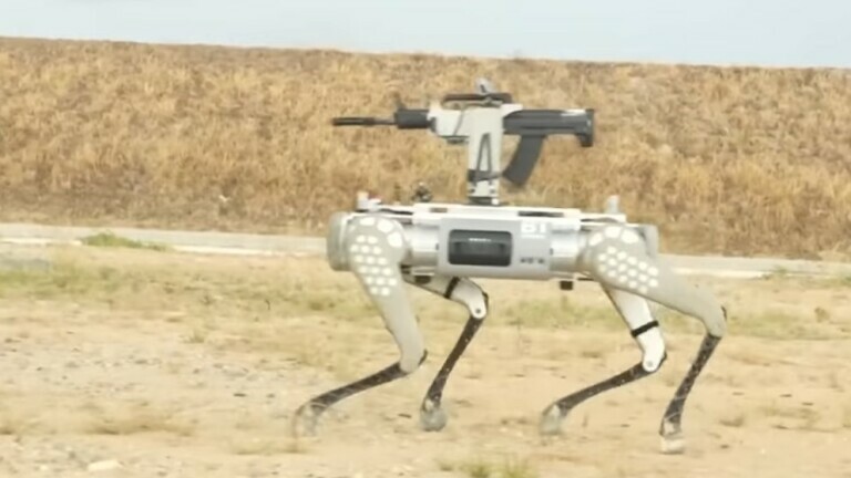 Kineski robotski vojni pas
