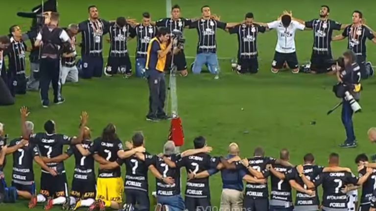 Corinthias slavi naslov prvaka