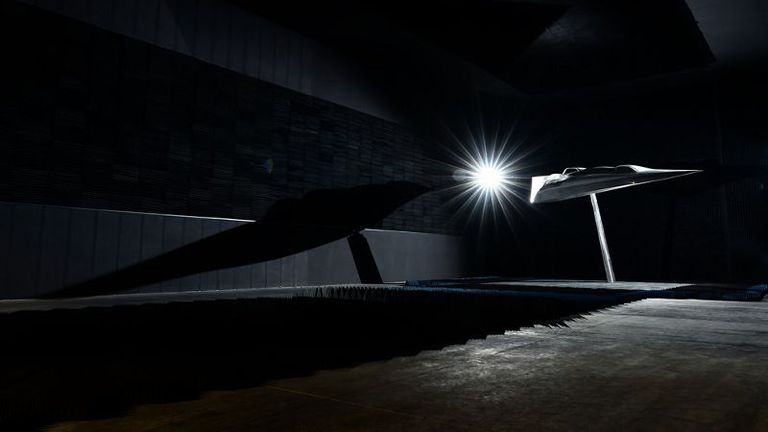 LOUT, Airbusova stealth bespilotna letjelica