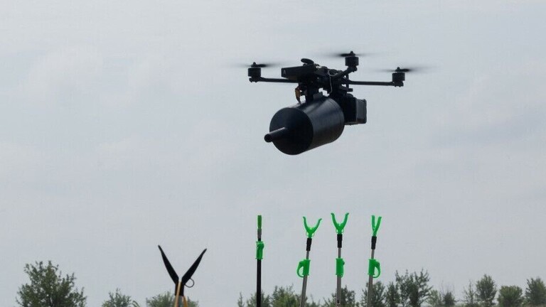 Dron s optičkim vlaknima