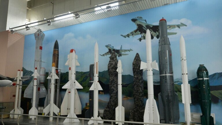 Inventar raketnog naoružanja za kineski J-10