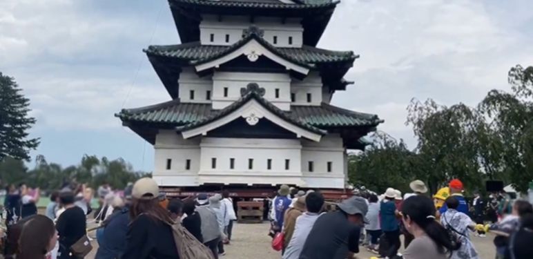 Pomicanje dvorca u Japanu