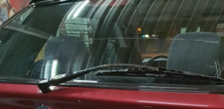 Automobil iz Slovačke s neobičnim detaljem na prtljažnika