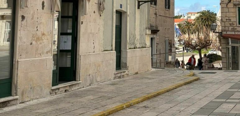 Greška na termometru u Makarskoj