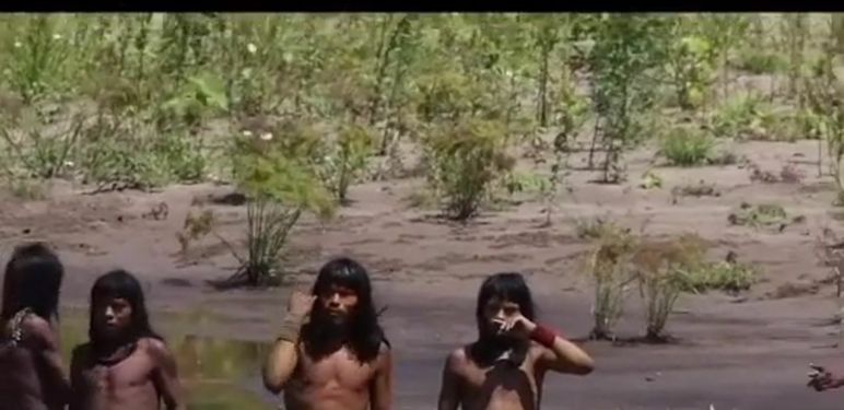 Nekontaktirano pleme u Amazoni