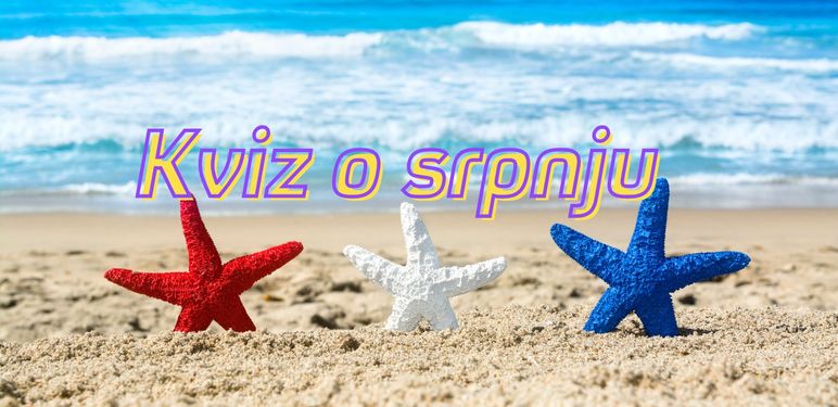 Morske zvijezda u pijesku na plaži i natpis kviz o srpnju