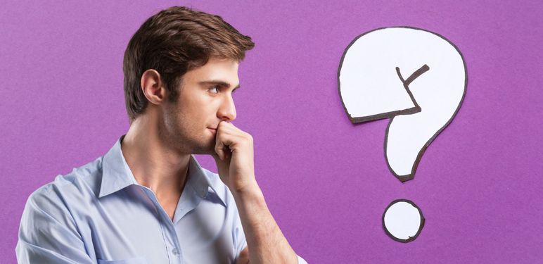 Muškarac koji razmišlja