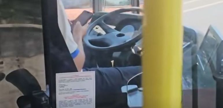 Vozač autobusa