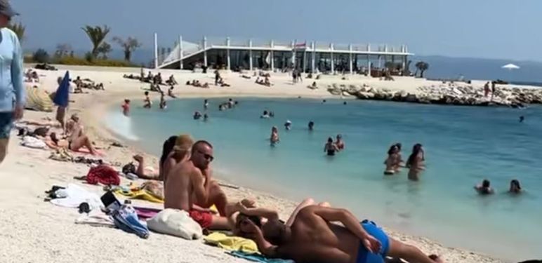 Kavalir na plaži