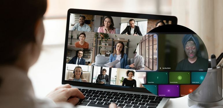 Internetski sastanak i djevojka s maskom na licu