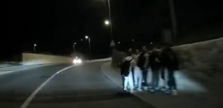 Naguravanje pored ceste