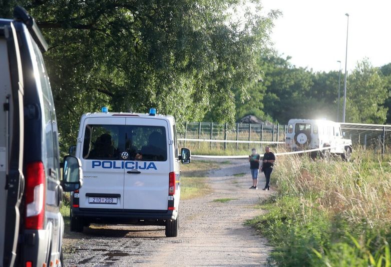 Policija; Ilustracija