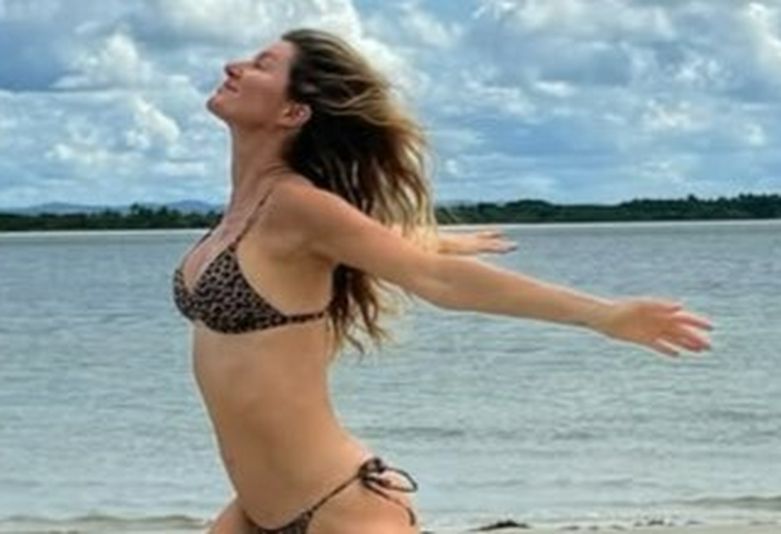 Gisele Bundchen - 4