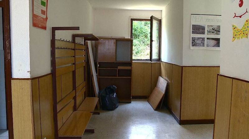 OŠ Cavtat, raspadnuta škola u bogatoj općini (Foto: Dnevnik.hr) - 2